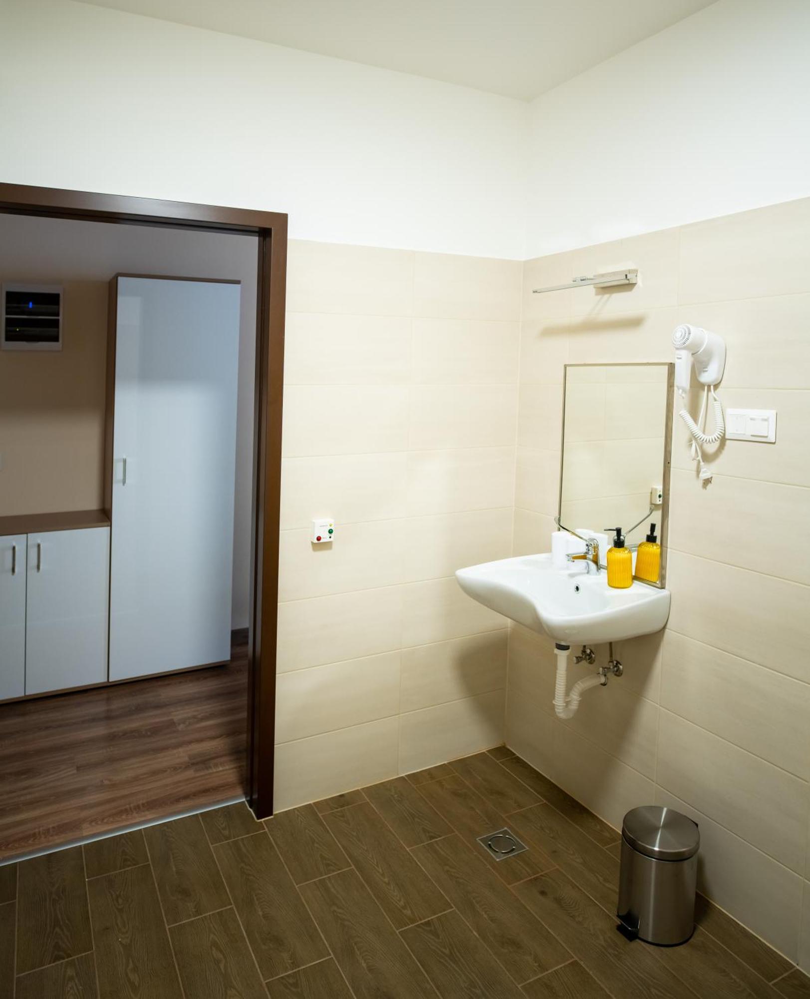 Bed and Breakfast Elixir Panzio Nyírbátor Zewnętrze zdjęcie